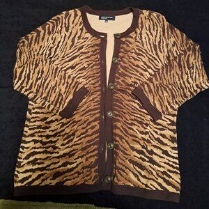Jones new york XL Animal print Two piece set